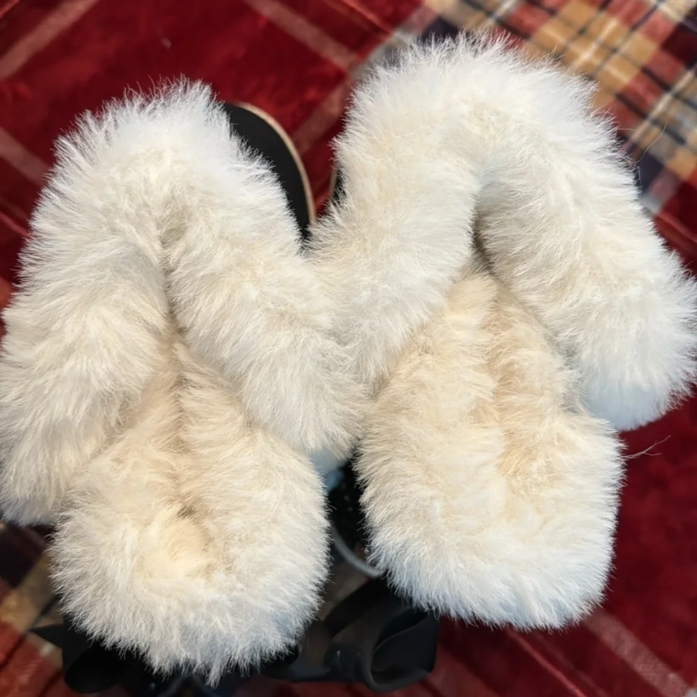 BRAND NEW JUICY COUTURE BOOTS